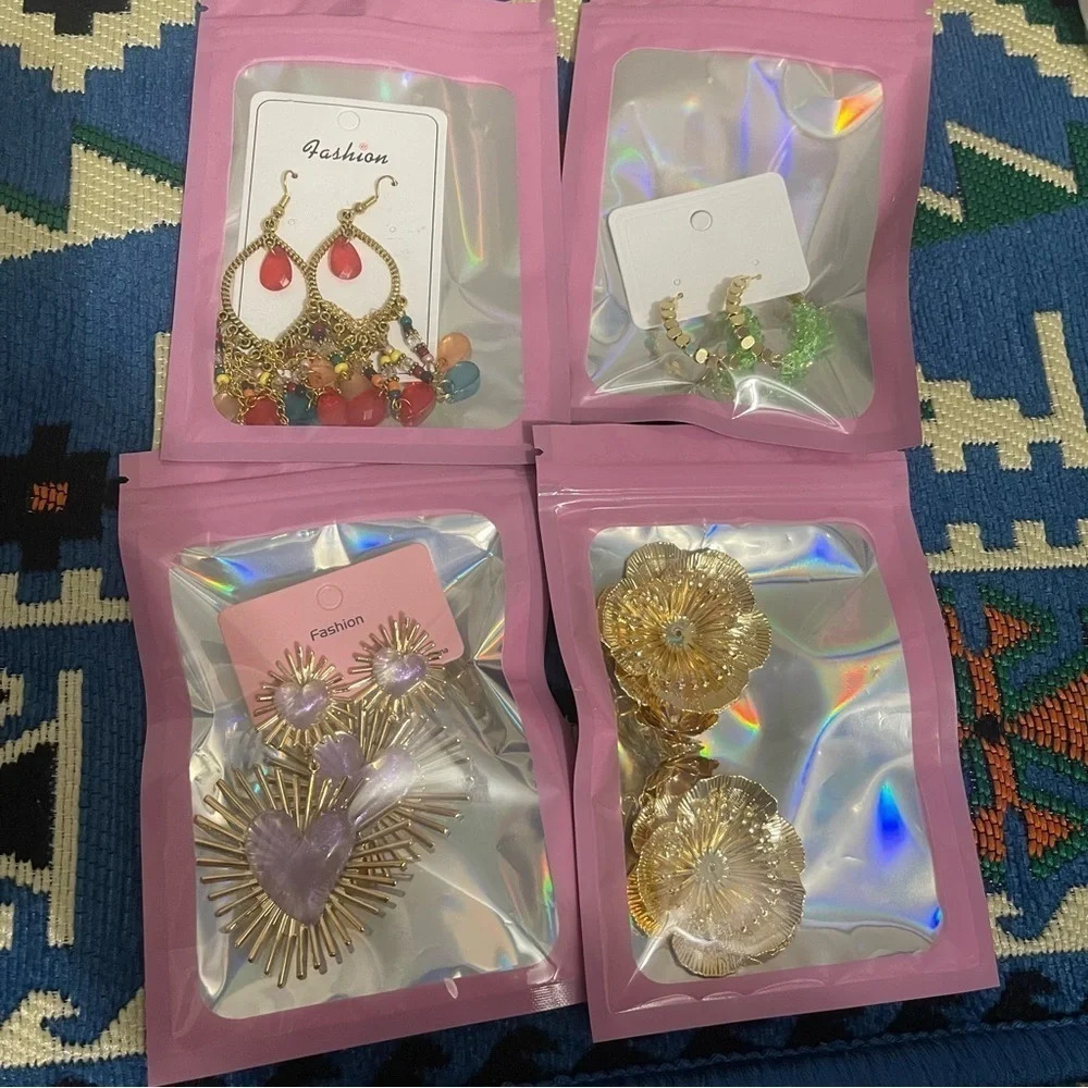 New! Bundle of 4 earrings for the price of one!!